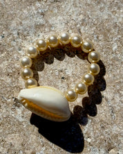 The Daisy Ring | Cream Shell